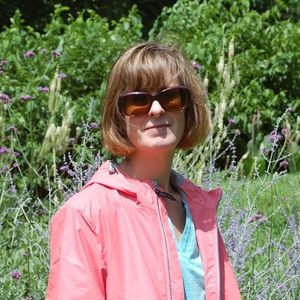 Meet your Posher, Debbie